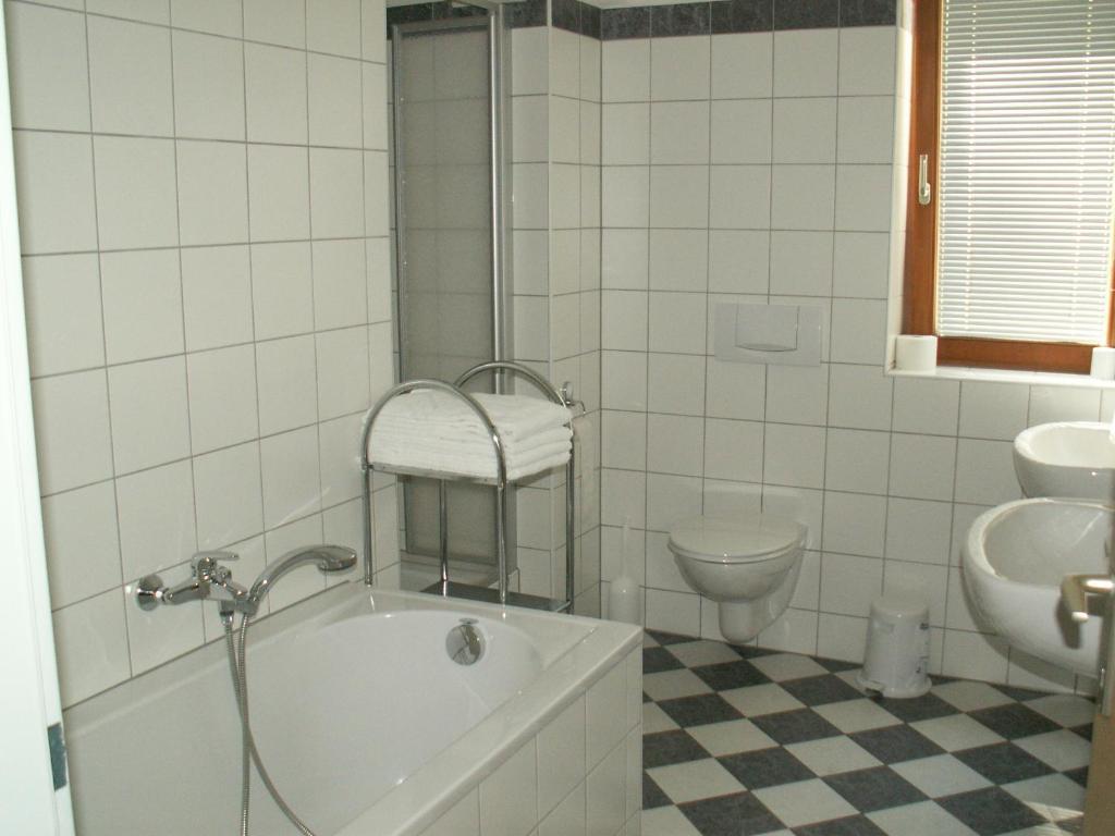 Haus Im Turm Lägenhet Bad Kleinkirchheim Rum bild