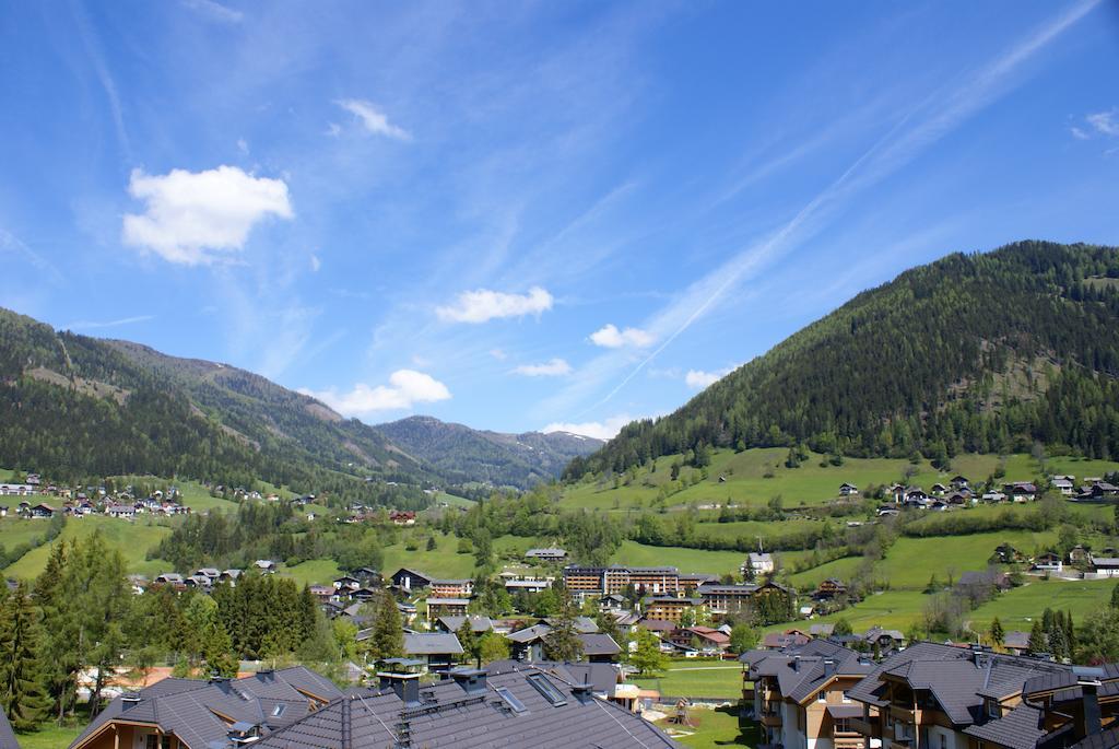 Haus Im Turm Lägenhet Bad Kleinkirchheim Exteriör bild